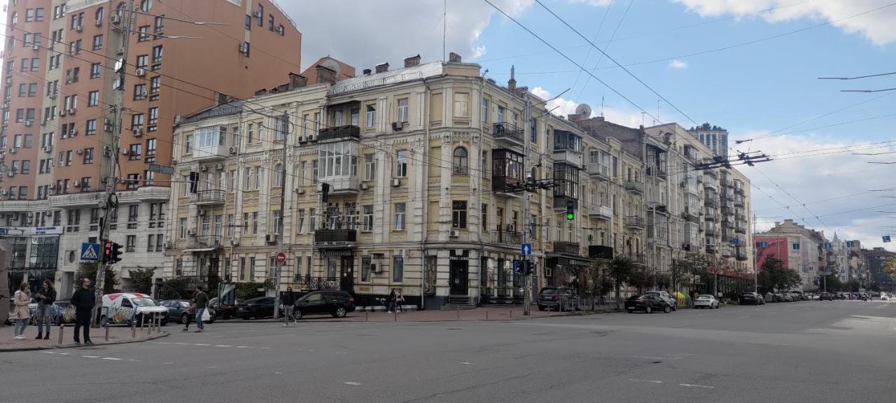 Saksaganskogo Centre Kyiv Exterior foto