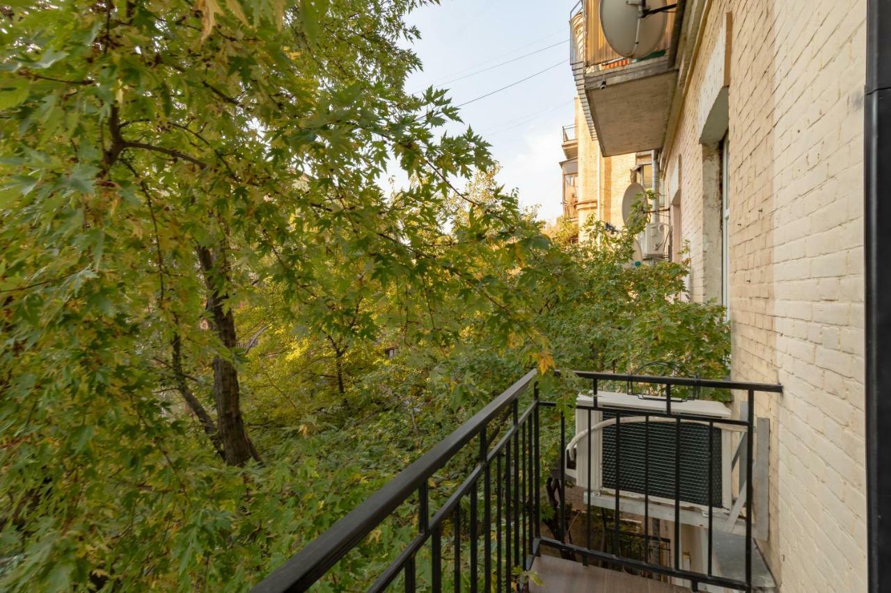 Saksaganskogo Centre Kyiv Exterior foto